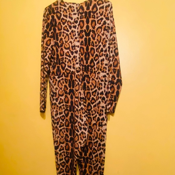 SHEIN plus cheetah print jumpsuit *with out Belt* - Picture 5 of 7